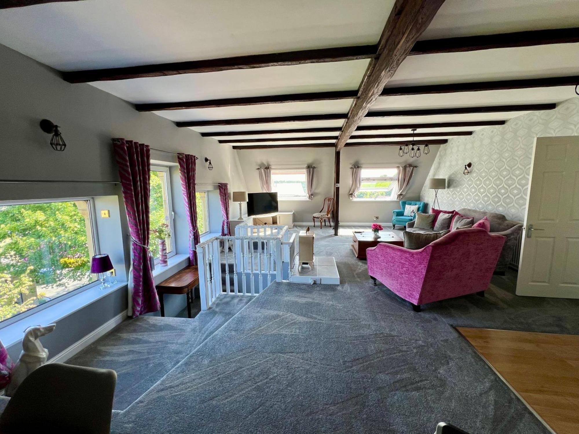 The Loft @ Brighouse Apartment ภายนอก รูปภาพ